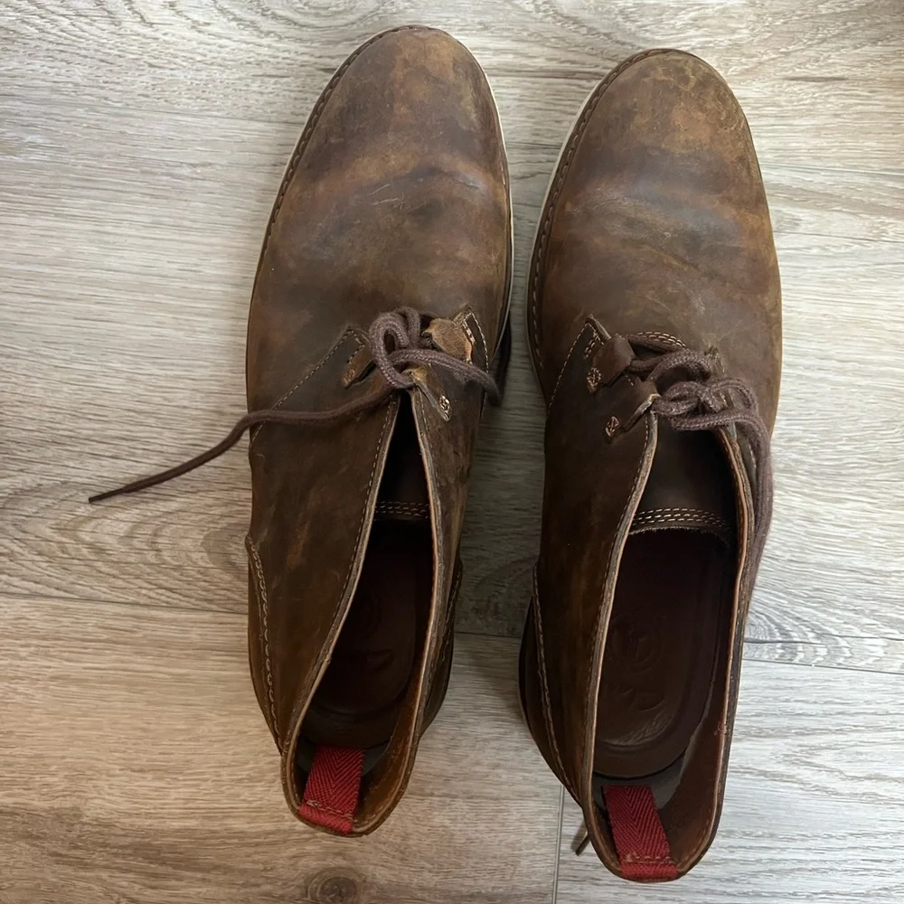 Clark’s Eastridge Mid Chukka Boot Beeswax Leather